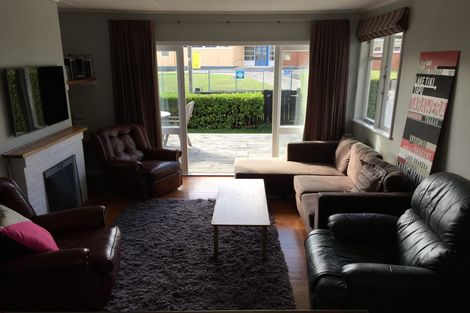 Photo of property in 5 Taratoa Street, Point England, Auckland, 1072