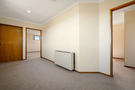 Photo of property in 2/18 Wentworth Street, Ilam, Christchurch, 8041