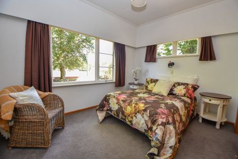 Photo of property in 50 Kent Street, Carterton, 5713