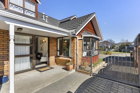 Photo of property in 3 Comeskey Grove, Elderslea, Upper Hutt, 5018