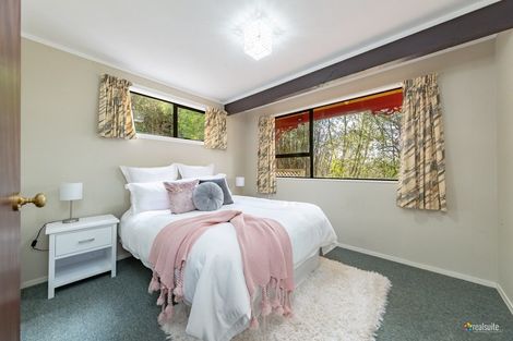 Photo of property in 79 Sunbrae Drive, Silverstream, Upper Hutt, 5019