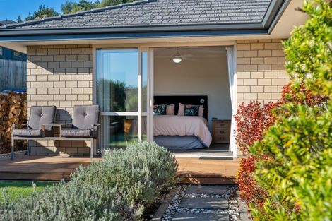 Photo of property in 114a Milton Terrace, Picton, 7220