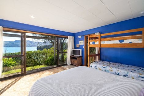 Photo of property in 279 Marine Drive, Charteris Bay, Lyttelton, 8971