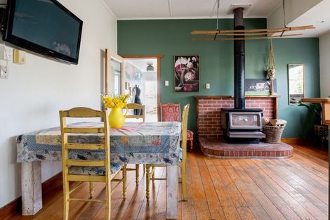 Photo of property in 99 Ellis Street, Brightwater, 7022