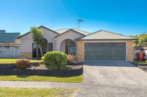 Photo of property in 104 Ayrshire Drive, Grandview Heights, Hamilton, 3200