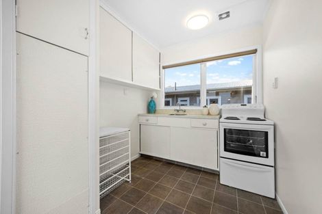 Photo of property in 2/62 Abbotts Way, Remuera, Auckland, 1050