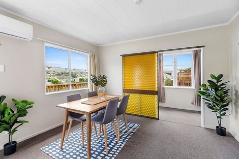 Photo of property in 11 Fisher Street, Johnsonville, Wellington, 6037