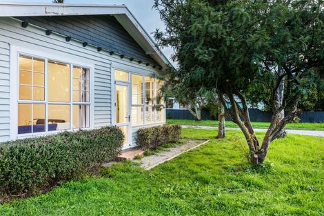 Photo of property in 33 Ropata Street, Kaiti, Gisborne, 4010