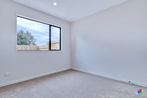 Photo of property in 9d Gulf Crest, Bucklands Beach, Auckland, 2012