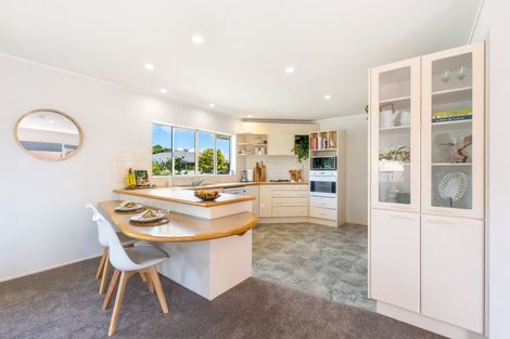 Photo of property in 2 Timandra Place, Te Kamo, Whangarei, 0112