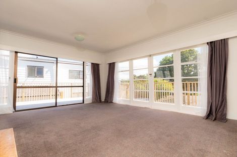 Photo of property in 40 Roseberry Avenue, Birkenhead, Auckland, 0626