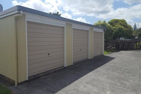 Photo of property in 1/15 Halsey Road, Manurewa, Auckland, 2102