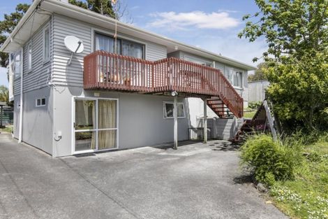 Photo of property in 5a Utting Street, Birkdale, Auckland, 0626