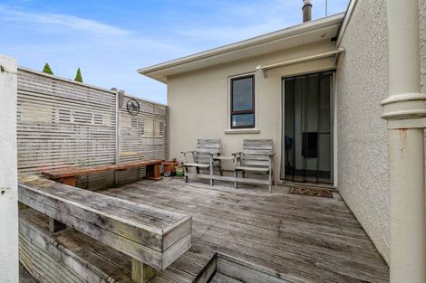 Photo of property in 39 Lismore Street, Strandon, New Plymouth, 4312