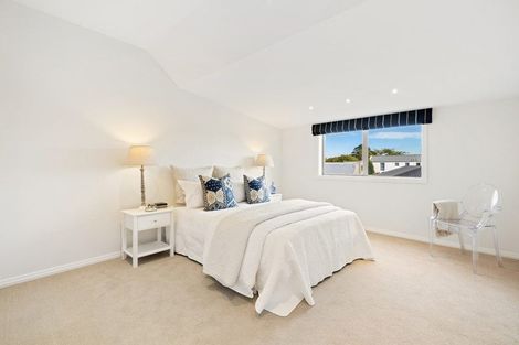 Photo of property in 9 Kotare Street, Fendalton, Christchurch, 8041