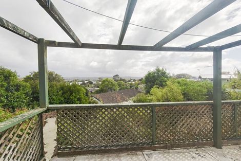 Photo of property in 37 Seon Place, Birkdale, Auckland, 0626