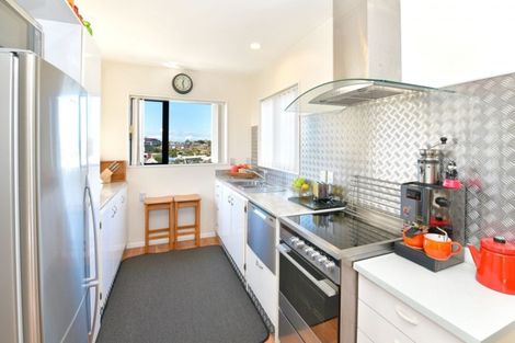 Photo of property in 6 Matai Road, Stanmore Bay, Whangaparaoa, 0932