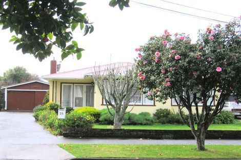 Photo of property in 23 Stirling Crescent, Hokowhitu, Palmerston North, 4410