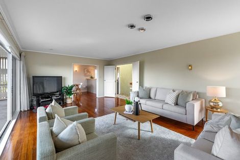 Photo of property in 10a Jaemont Avenue, Te Atatu South, Auckland, 0610