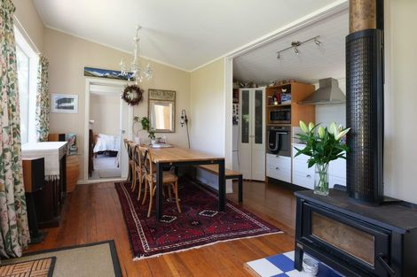 Photo of property in 14 Moerangi Street, Broad Bay, Dunedin, 9014