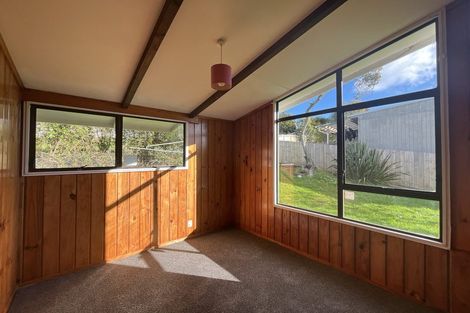Photo of property in 39 Rautawhiri Road, Helensville, 0800