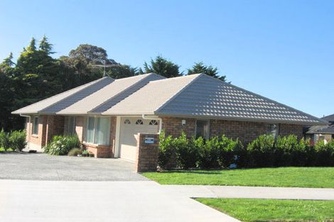 Photo of property in 26 Nanleen Rise, Manurewa, Auckland, 2105