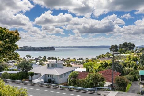 Photo of property in 92a Tiri Road, Manly, Whangaparaoa, 0930