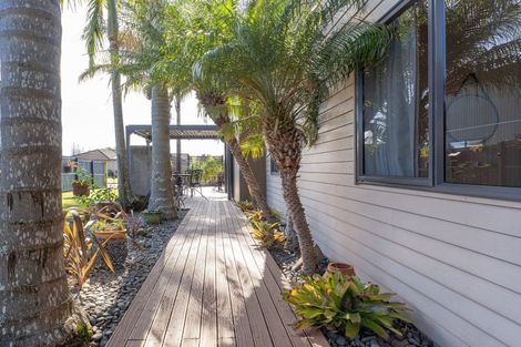 Photo of property in 4 Clipper Place, Whitianga, 3510