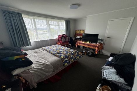 Photo of property in 79-85 Hereford Street, Cannons Creek, Porirua, 5024