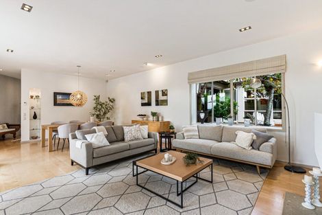 Photo of property in 2/2 Clifton Road, Hauraki, Auckland, 0622