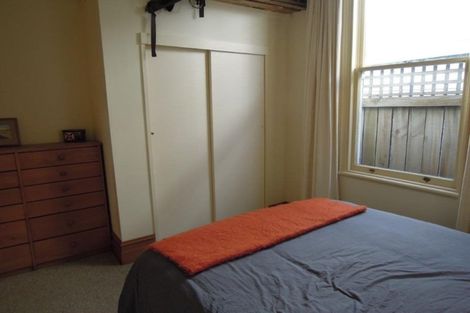 Photo of property in 16 Lawrence Street, Newtown, Wellington, 6021