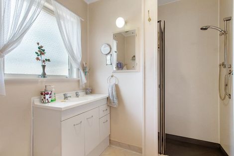 Photo of property in 11 Milich Terrace, Te Atatu South, Auckland, 0610