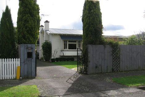 Photo of property in 3 Rongopai Street, Palmerston North, 4414