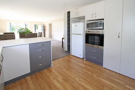 Photo of property in 26 Leon Street, Riverdale, Gisborne, 4010