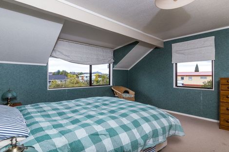 Photo of property in 2/127 Te Heuheu Street, Taupo, 3330