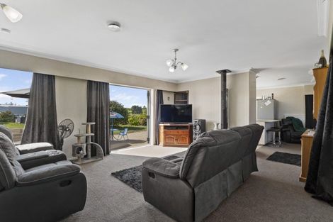 Photo of property in 24 High Street South, Eltham, 4322