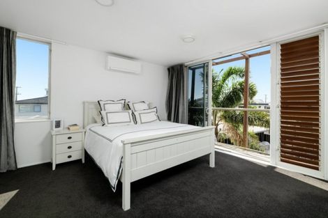 Photo of property in 1225 Papamoa Beach Road, Papamoa Beach, Papamoa, 3118