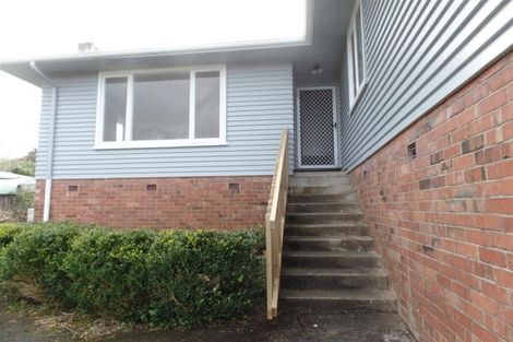 Photo of property in 16 Trojan Crescent, New Lynn, Auckland, 0600