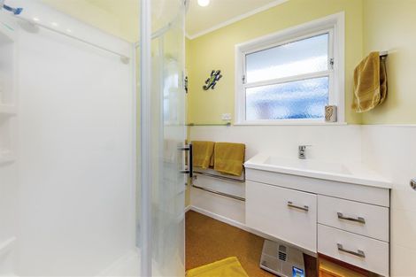 Photo of property in 19 Greers Road, Weymouth, Auckland, 2103