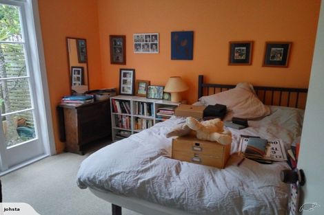 Photo of property in 1/139 Kelburn Parade, Kelburn, Wellington, 6012