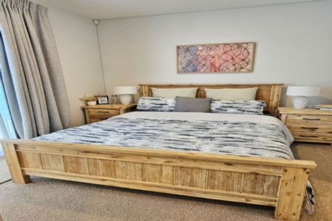 Photo of property in 4 Ceramic Lane, New Lynn, Auckland, 0600