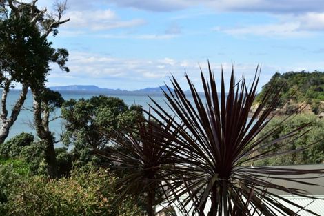 Photo of property in 1313 Matapouri Road, Matapouri, Whangarei, 0173