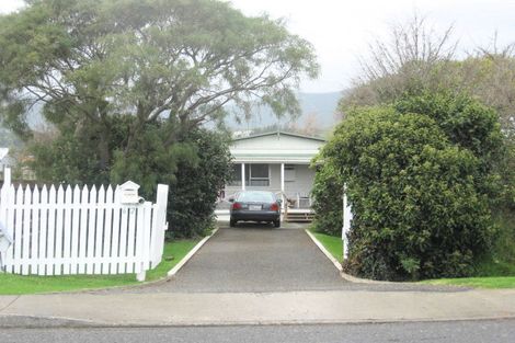 Photo of property in 62 Rata Road, Raumati Beach, Paraparaumu, 5032