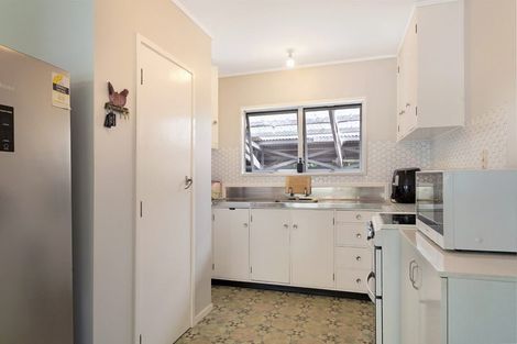 Photo of property in 2 Tapu Road, Huapai, Kumeu, 0810