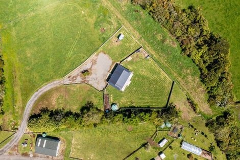 Photo of property in 1820 Egmont Road, Kaimiro, Inglewood, 4386