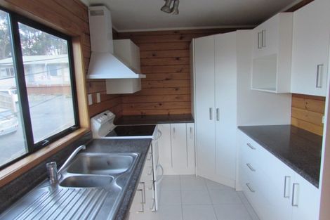 Photo of property in 2/34 Alexander Avenue, Torbay, Auckland, 0630