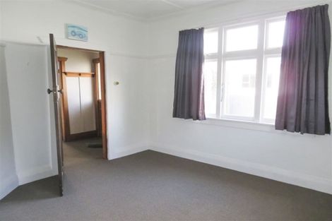 Photo of property in 21 Irving Street, Gore, 9710