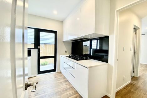 Photo of property in 15 Hikuawa Road, Flat Bush, Auckland, 2019