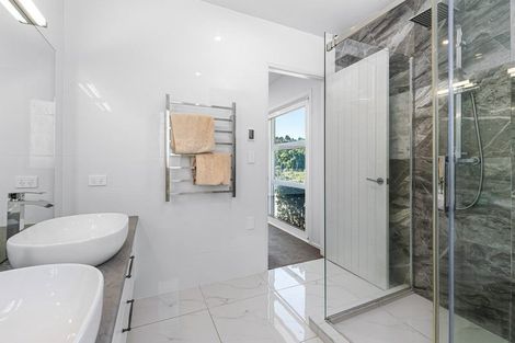 Photo of property in 145a Mokoroa Valley Road, Waitakere, Henderson, 0782