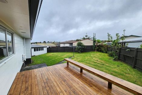 Photo of property in 8 Pulman Place, Clover Park, Auckland, 2019